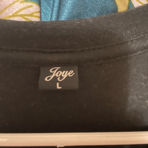 GOLDEN DRAGON Tee - Picture 5 of 5